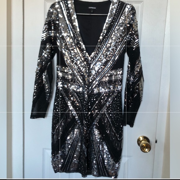 Patterned sequin dress - Picture 3 of 5